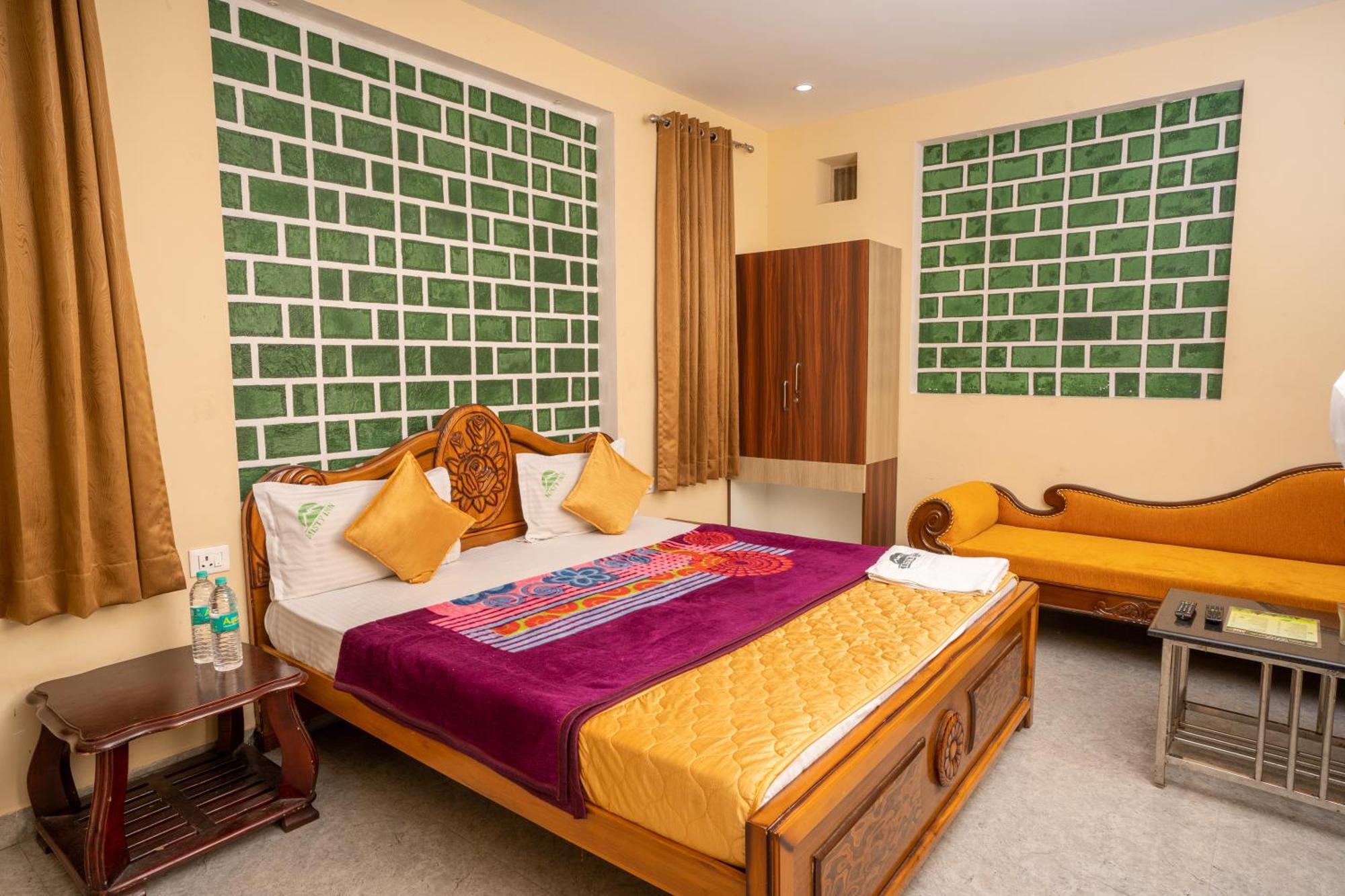 Hotel Misty Inn เยอร์โคด ภายนอก รูปภาพ