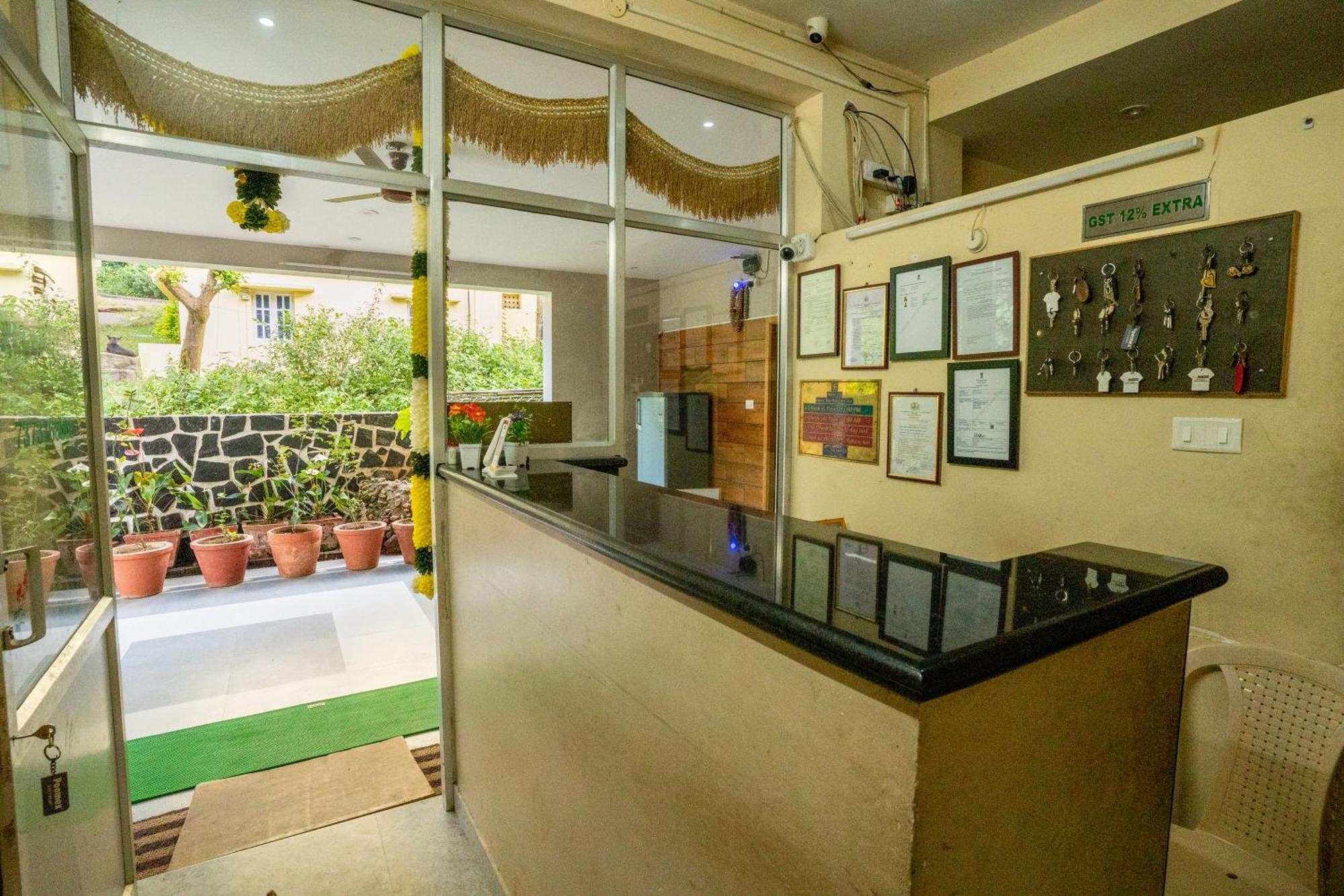 Hotel Misty Inn เยอร์โคด ภายนอก รูปภาพ