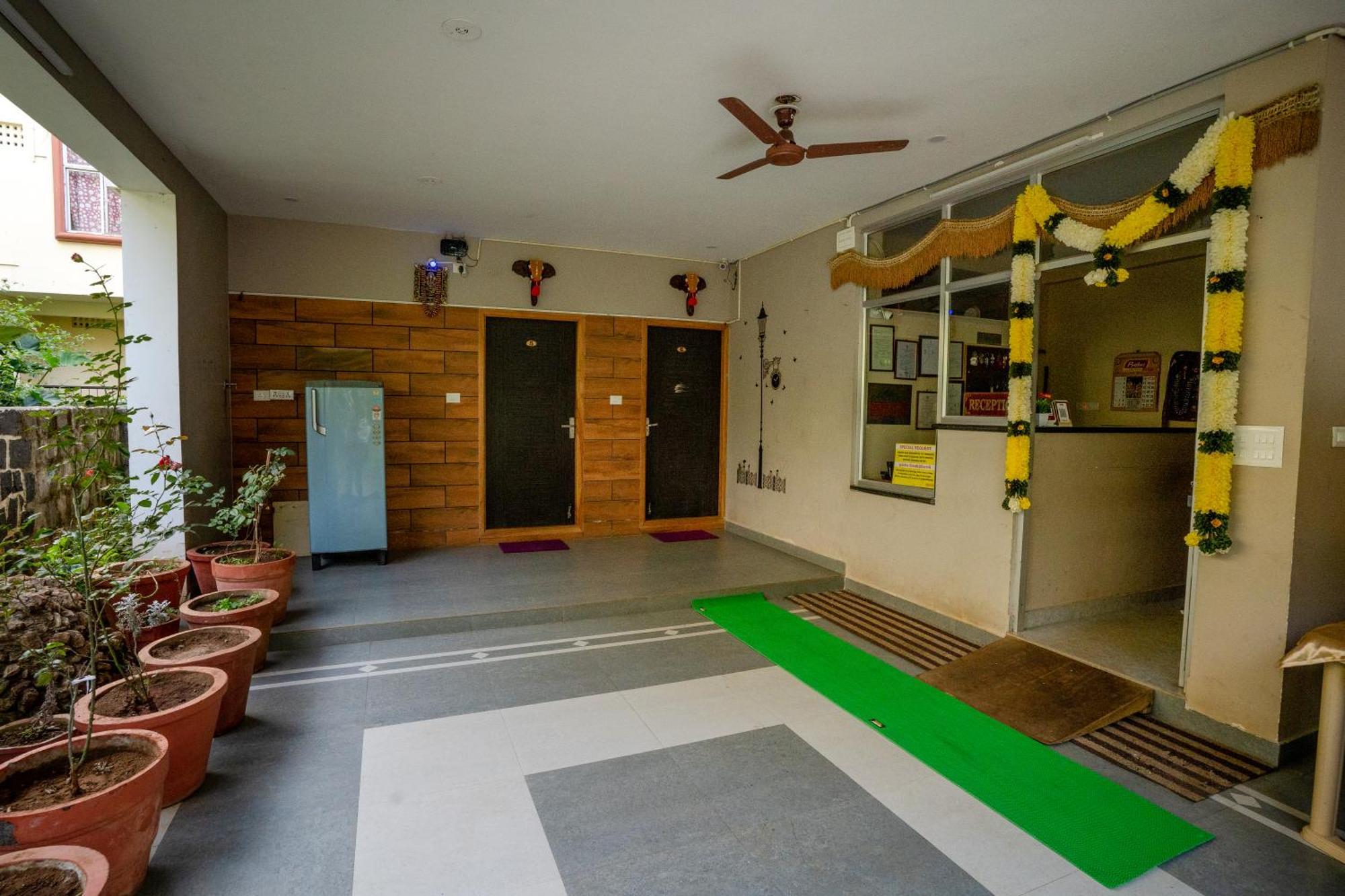 Hotel Misty Inn เยอร์โคด ภายนอก รูปภาพ